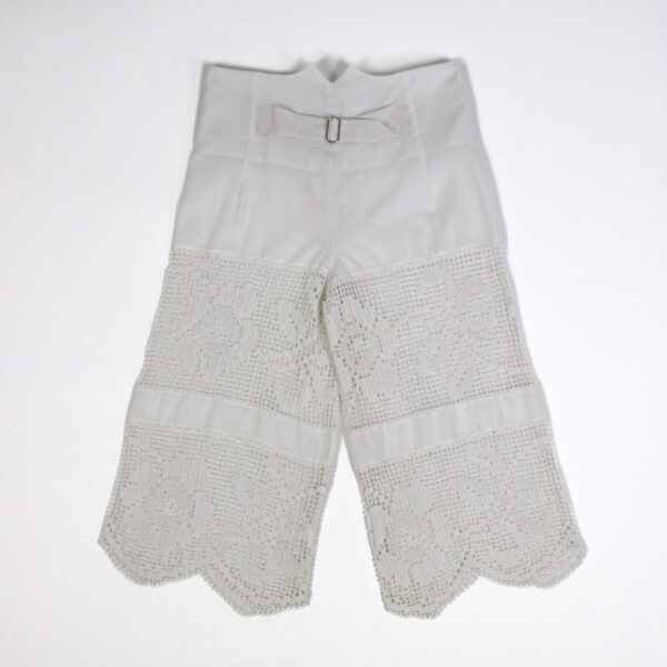 Tailored 3/4 Lace Trouser - Image 3